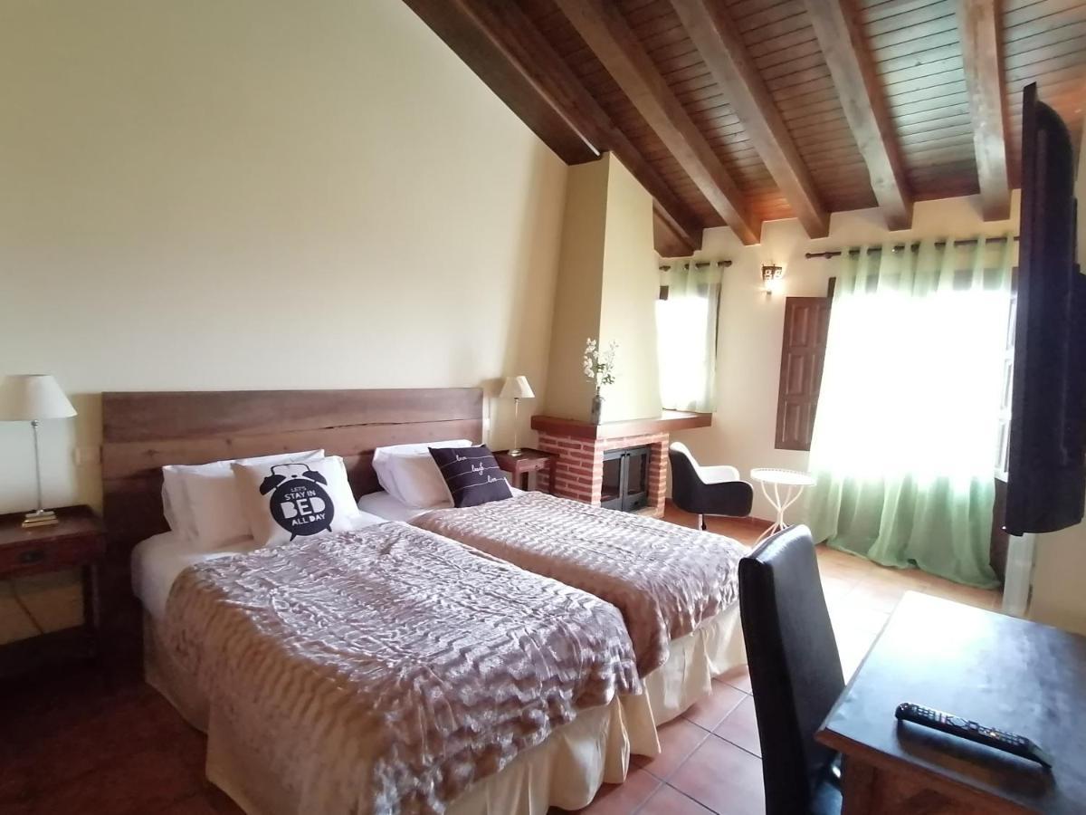 La Posada De Horcajuelo Horcajuelo de la Sierra Exteriér fotografie